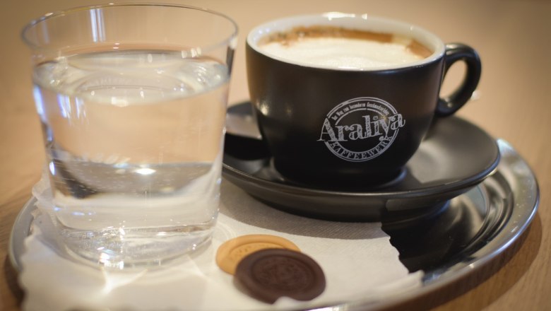 Kaffee, © Manfred Scheibstock Kaffee, © Manfred Scheibstock