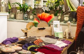 Alpaka-Produkte 2, © Barbara Bruckbauer - Herzenswärme Fotografie Alpaka-Produkte 2, © Barbara Bruckbauer - Herzenswärme Fotografie