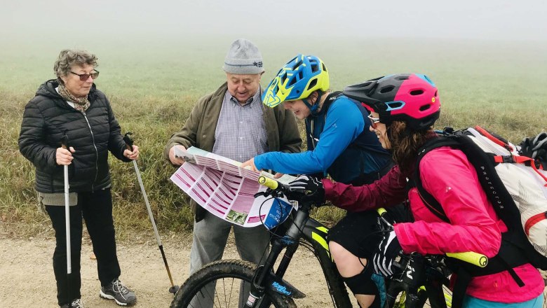 Mountainbiker vs. Wanderer, © Marlene Schütz Mountainbiker vs. Wanderer, © Marlene Schütz