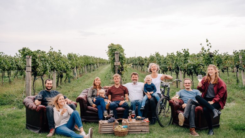 Wir sind seit Generationen ein Familienbetrieb, © Bioweingut Frühwirth Wir sind seit Generationen ein Familienbetrieb, © Bioweingut Frühwirth