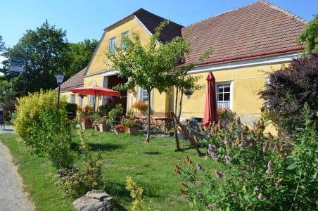 Courtyard view, © Teix Stephan Courtyard view, © Teix Stephan