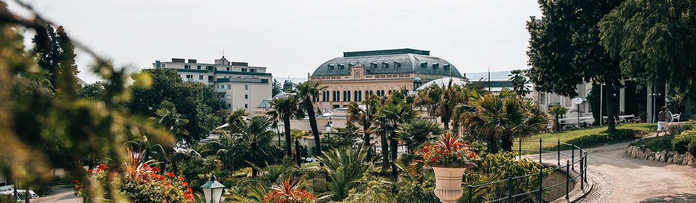 Sommerfrische, Wienerwald, Kurpark Baden, © Niederösterreich Werbung/Romeo Felsenreich Sommerfrische, Wienerwald, Kurpark Baden, © Niederösterreich Werbung/Romeo Felsenreich