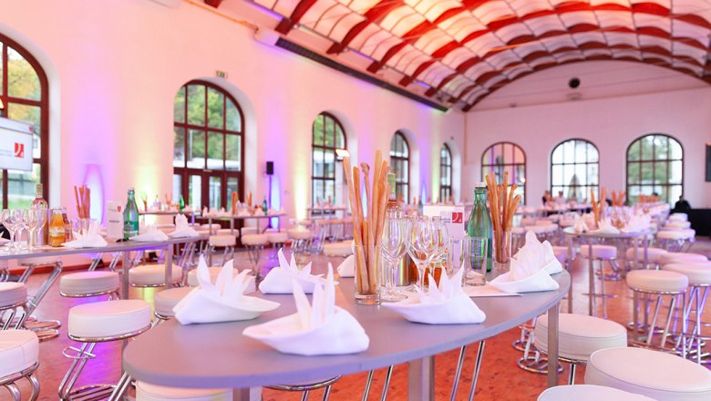 Glassalon Neuhaus - historischer Teil, © Galerie Sonja und Gerald Glassalon Neuhaus - historischer Teil, © Galerie Sonja und Gerald