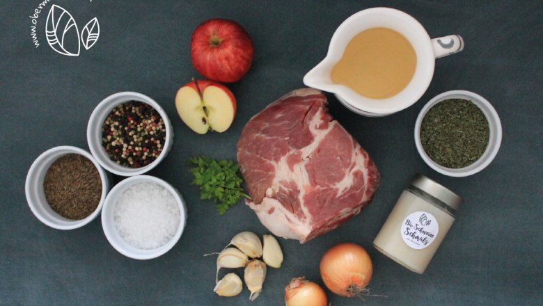 Schweinebraten mit Äpfel und Most, © Obermaierhof Schweinebraten mit Äpfel und Most, © Obermaierhof