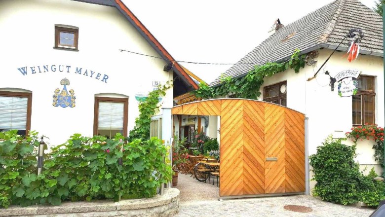 Weingut Mayer, © Weingut Mayer Weingut Mayer, © Weingut Mayer