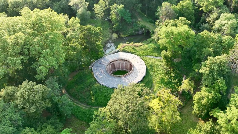 Tempel der Nacht Luftbild, © Schloss Schönau Management KG Tempel der Nacht Luftbild, © Schloss Schönau Management KG