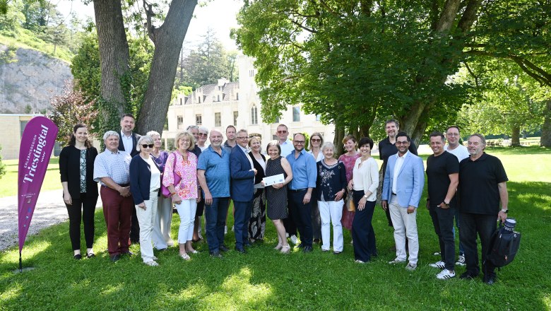 Vertreterinnen und Vertreter der einzelnen Tourismusdestinationen, © Wienerwald Tourismus/Sonja Pohl Vertreterinnen und Vertreter der einzelnen Tourismusdestinationen, © Wienerwald Tourismus/Sonja Pohl