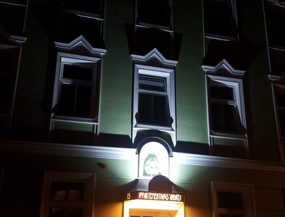 House view, &copy; Andrea Schaffer