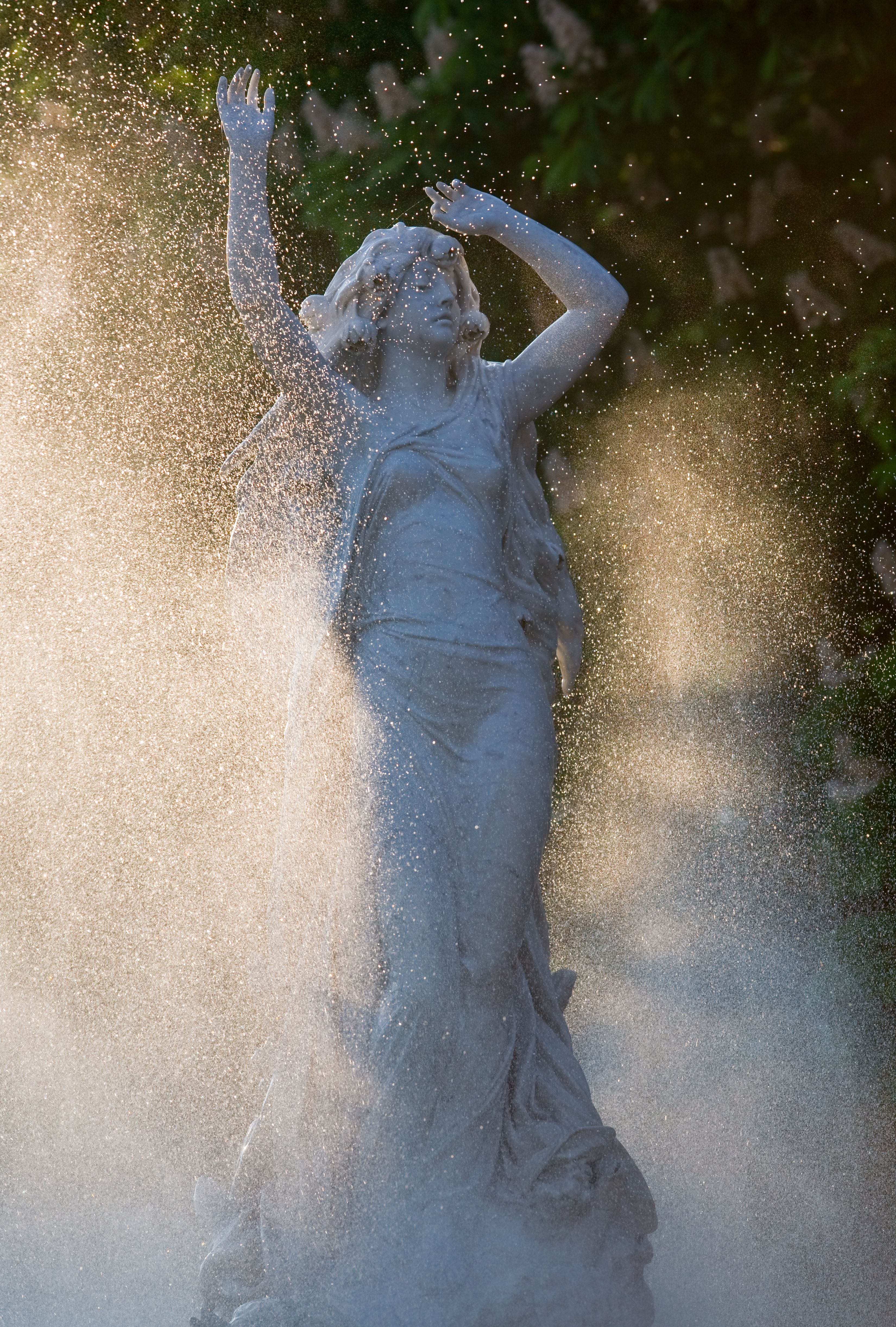 Wassergeist im Undine-Brunnen, Kurpark