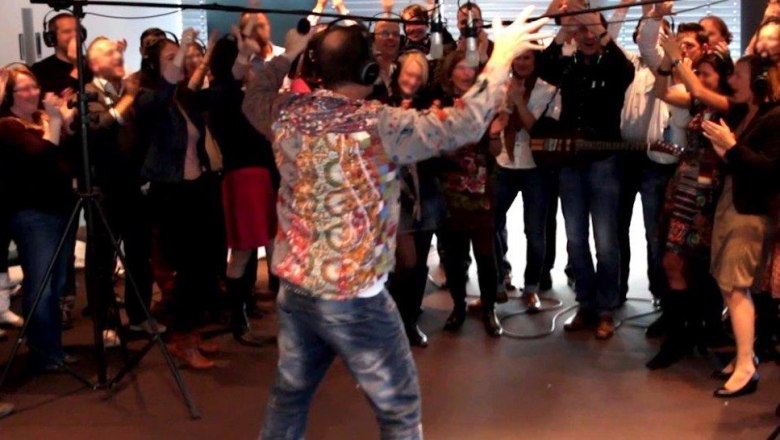 Teamsong, © Bernd Kronowetter