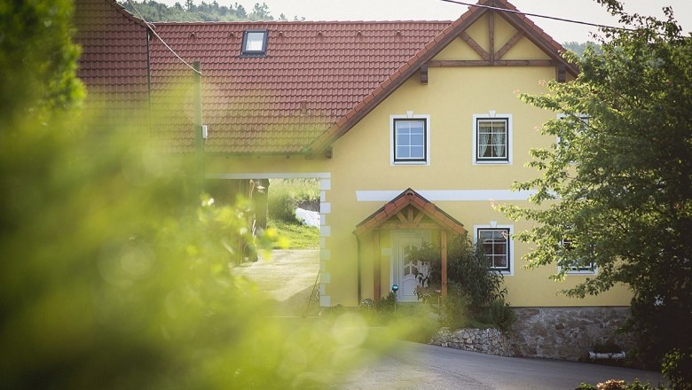 G&auml;stehaus, &copy; gnant