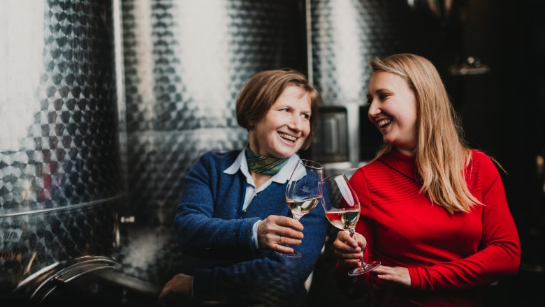 PFERSCHY Birgit und Anna, © Adrian Almasan