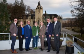 Besuch LH Mikl-Leitner Schloss Hernstein, © NLK Pfeiffer
