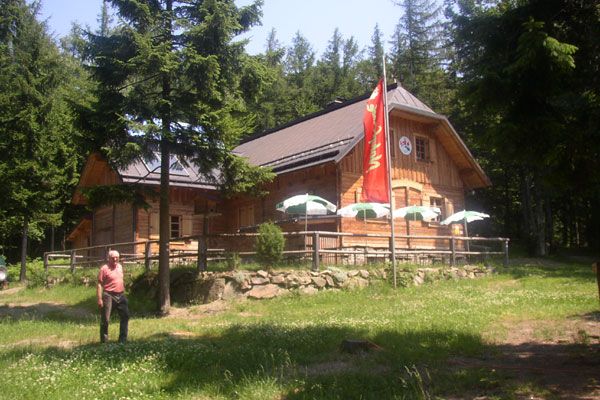 Gföhlberghütte im Sommer