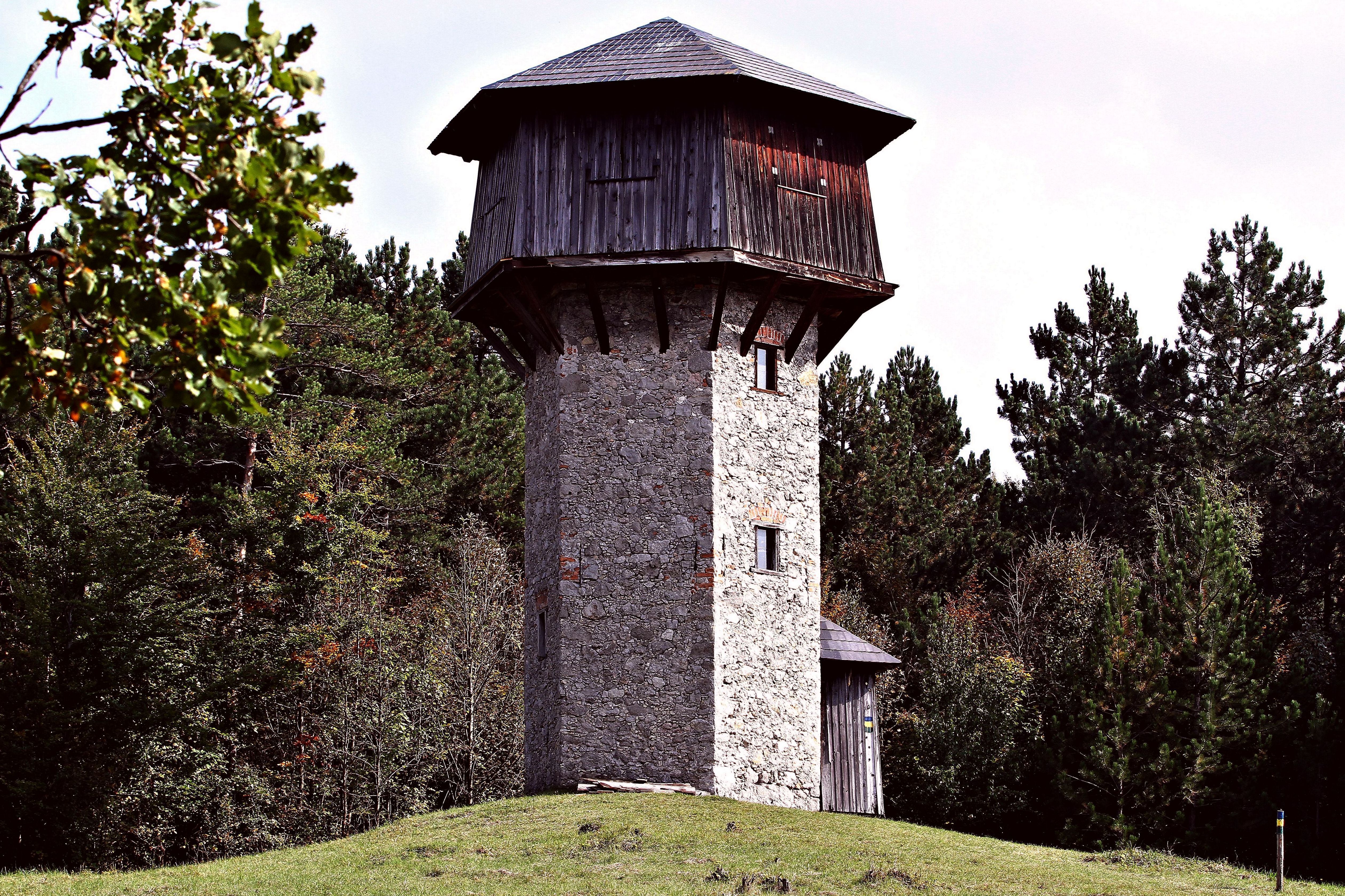ZUWEG