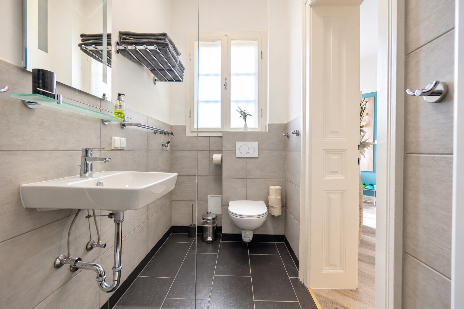 Apartment_Elsa_13_Bad_Dusche_WC