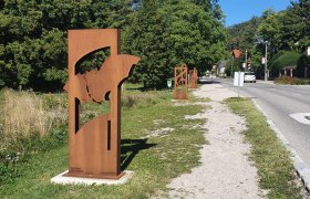 Drei Zeichen, &copy; Wienerwald