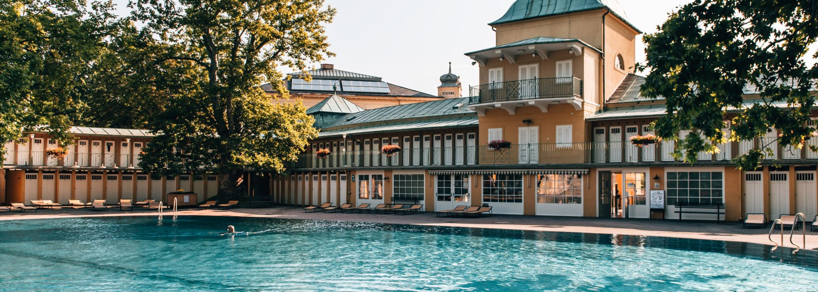 Sommerfrische, Wienerwald, Thermalbad Vöslau, © © Niederösterreich Werbung/ Romeo Felsenreich