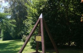 Holzpyramide, © Wienerwald Tourismus GmbH / Miriam Üblacker