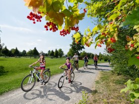 Radfahren im Generationenpark, &copy; Wienerwald Tourismus GmbH / Daniel Zupanc