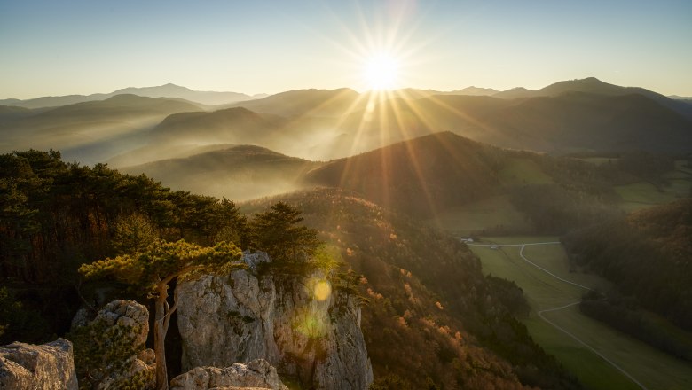 Sunset on the Peilstein, © Wienerwald Tourismus/Günter Wittholm