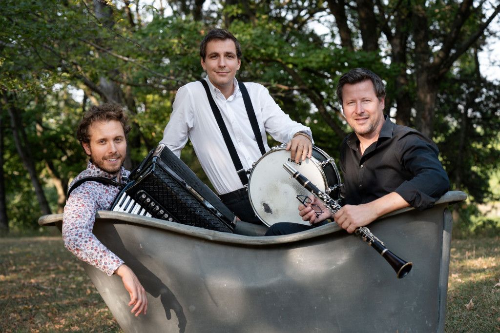 KOPF ODER ZAHEL TRIO im HOB i RAUM