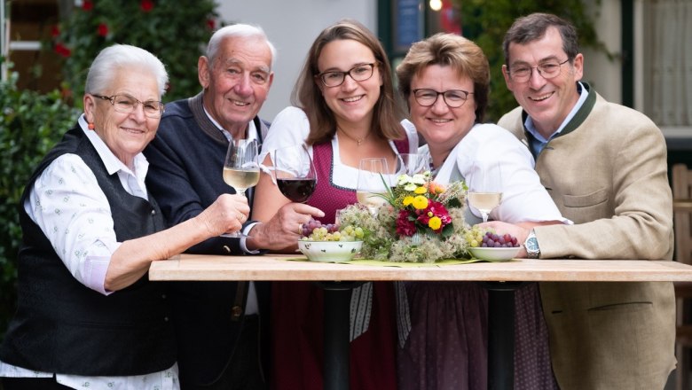 Heuriger & Weinbau Zechmeister, &copy; Hans Krist