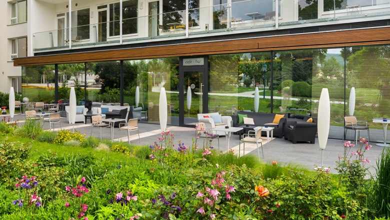 Terrace, &copy; At the Park Hotel