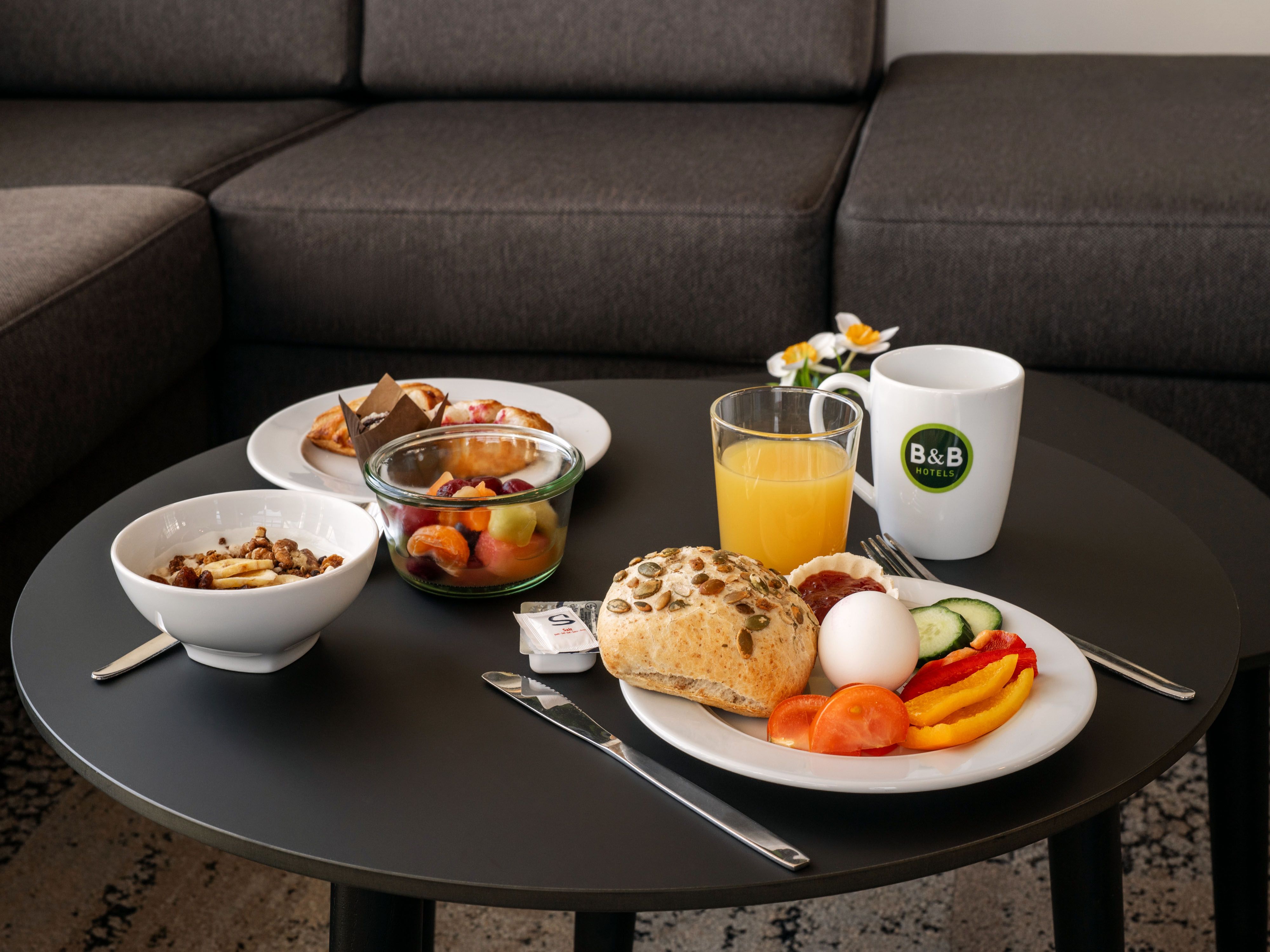 B & B Hotels_Breakfast