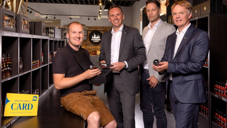 R. Fohringer, J. Danninger, K. Wögerer, M. Duscher, © Höfinger