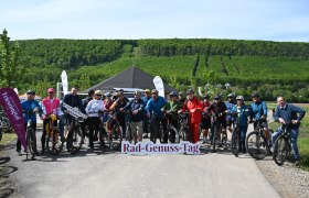 Anradeln Fahrafeld Rad-Genuss-Tag 2024, © Sonja Pohl