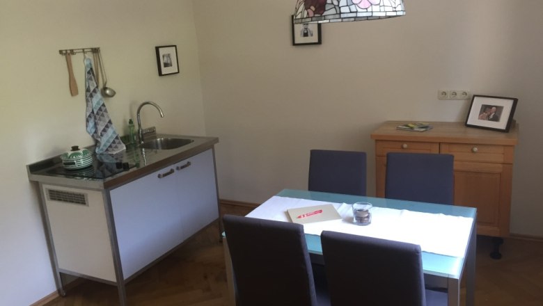 Kitchen in the former railroad attendant's apartment, &copy; M. Schorn
